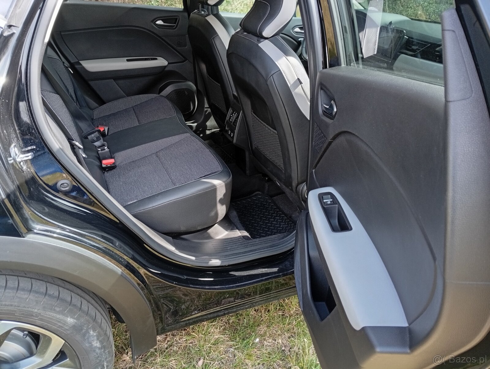 Captur - 18