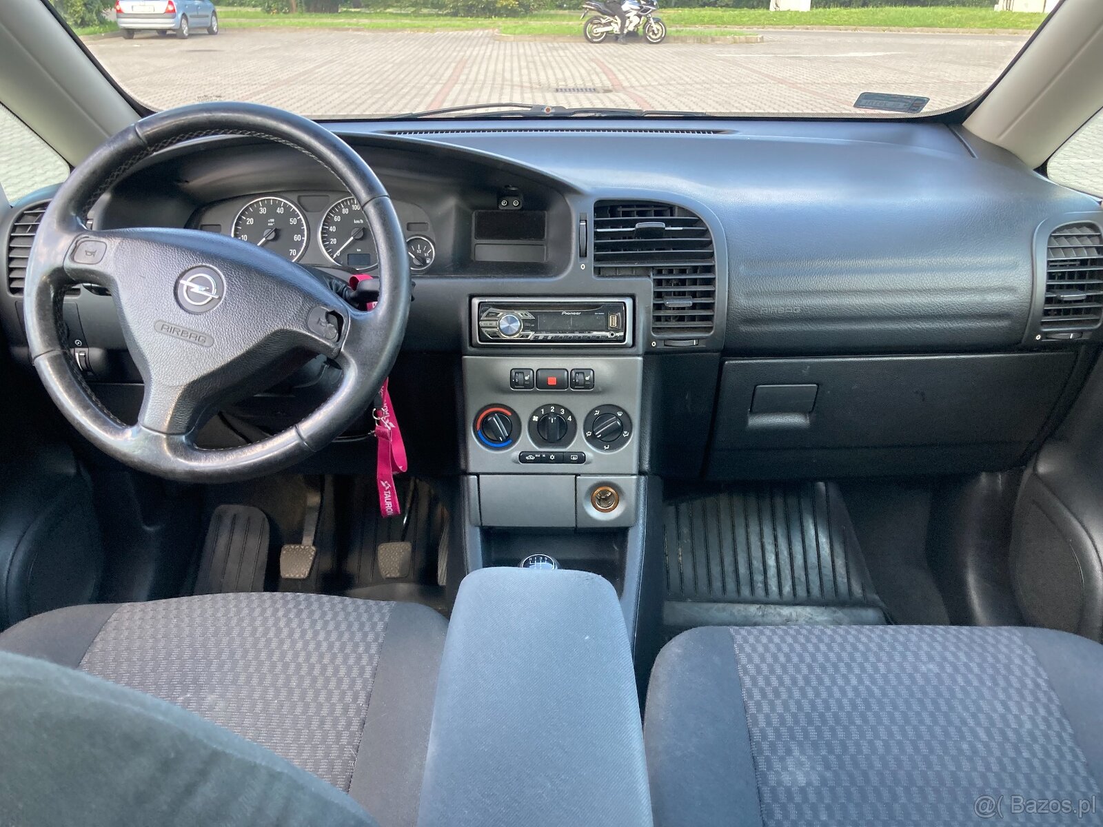 Zafira 7-Osobowa 1.8-Benzyna - 18
