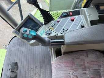 Claas lexion 450 rok pr 2001 heder V660 lub V750.  Silnik Me - 18