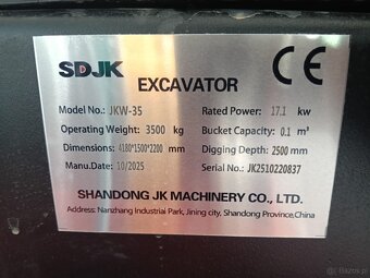 KOPARKA GĄSIENNICOWA 3,5T - 18