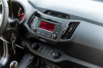 KIA SPORTAGE - 18