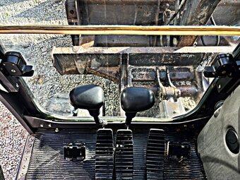 MECALAC 8 MCR, JCB 8065 8080 8085 85 Z VOLVO ECR 88, CAT 308 - 18