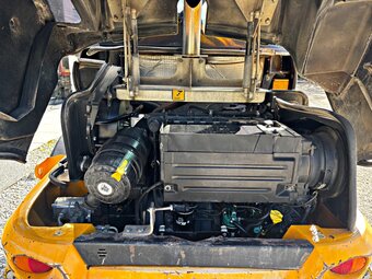 JCB 406 B ŁADOWARKA KOŁOWA 2013R | | 407 409 VOLVO L30 - 18