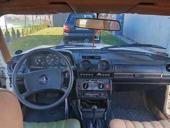 Mercedes W123 240D 1981r. Taxi - 18