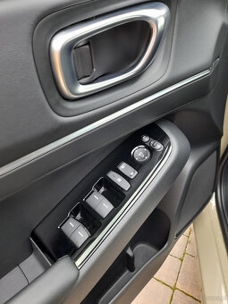 Honda HR-V Hybrid - 18