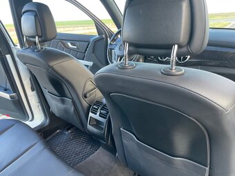 Sprzedam Mercedes-Benz GLK 350 Benzyna - 18