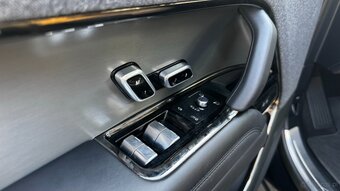 Range Rover Sport P460e HSE 2025, 8 000 km - 18