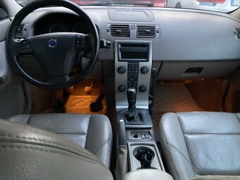 V 50 Bardzo Dobrze Wyposażony - 18