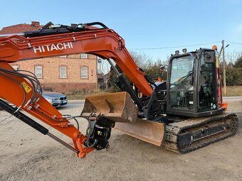 Maszyna budowlana Koparka Gąsienicowa Hitachi  ZX85 USB-6  r - 18