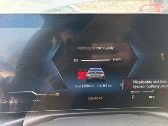 BMW i4 eDrive40 - 18