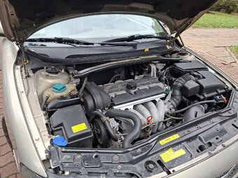 Volvo s60 2.4 benzyna przebieg 308 tys - 18