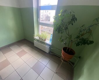 3 pokoje, 61,07m2, I piętro, balkon, po remoncie,Staszica - 18