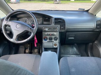 Zafira 7-Osobowa 1.8-Benzyna - 18