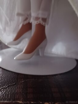 SZEŚĆ PANN MŁODYCH 3 SYGNOWANE 3 NIE SYGNOWANE LALKI PORCELA - 18
