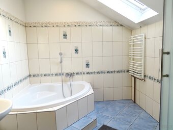 Dom wolnostojący z pow. gosp. Moszyce k/Twardogóry - 18