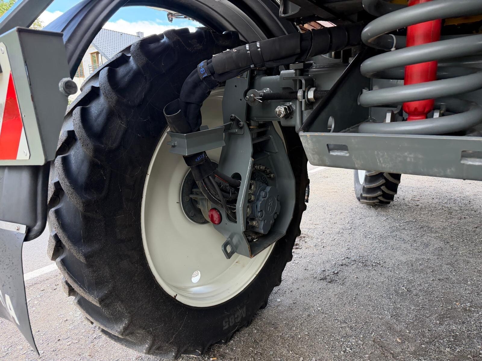 Opryskiwacz Samojezdny Hardi Evo 4100 ramiona 36 m z rękawem - 19