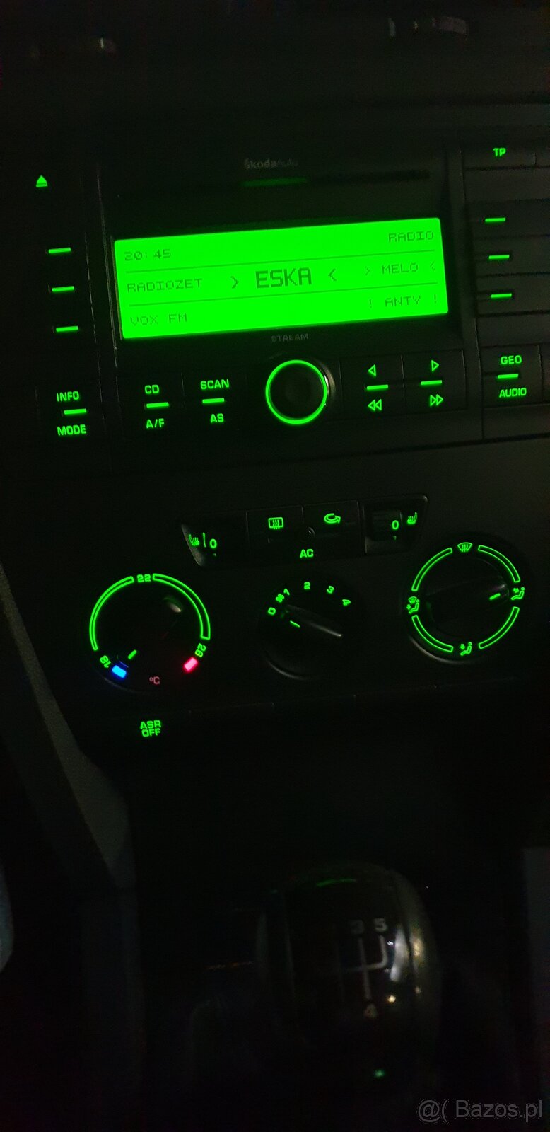 Octavia 1.6 mpi 2005 r 132tyś km - 19