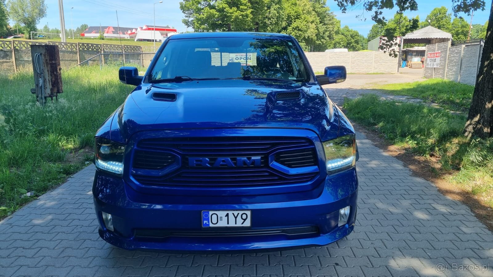 Dodge Ram Sport 5.7 Hemi 4X4 - 19