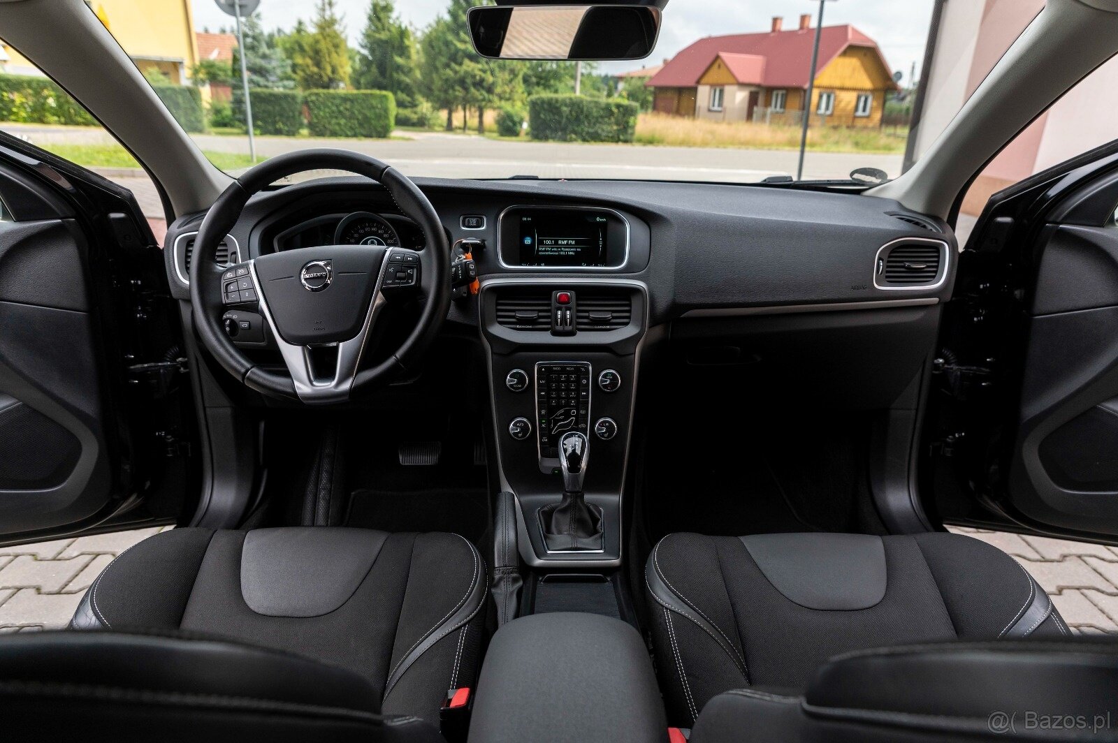 VOLVO V40 - 19