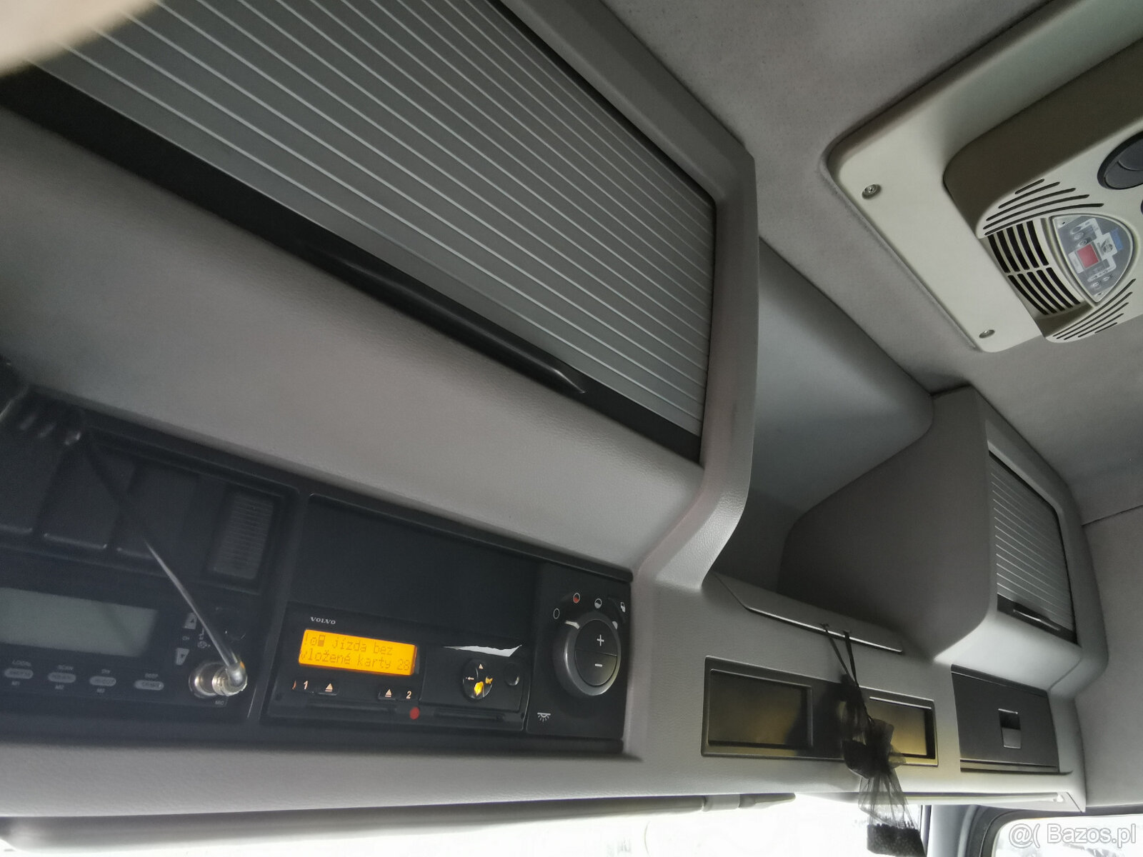 Sprzedaję ciągnik siodłowy VOLVO FH13 420 42T EEV. - 19