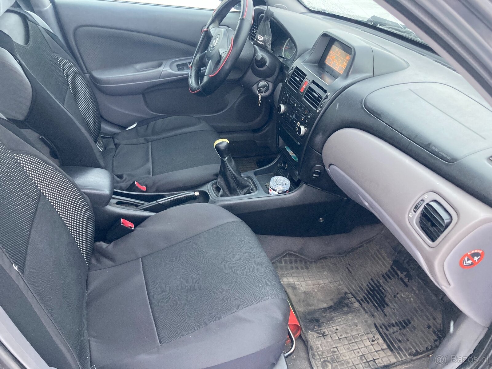 Almera 1.8 Benzyna - 19