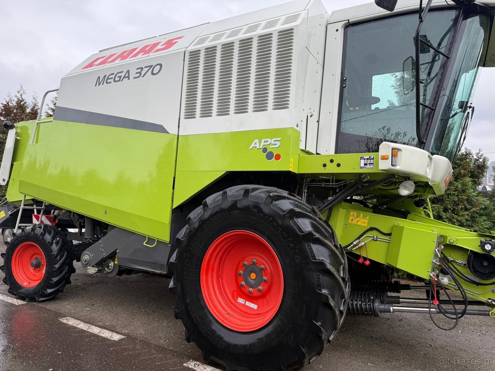 Kombajn zbożowy Claas Mega 370 rok pro 2007 heder 6m stół do - 19