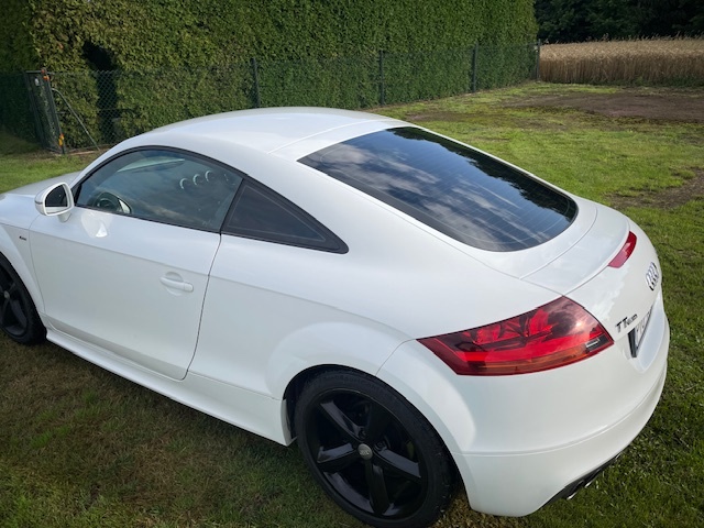 Sprzedam audi TT 2xS-line 2.0tdi 4x4quattro z 2011 roku . Ki - 19
