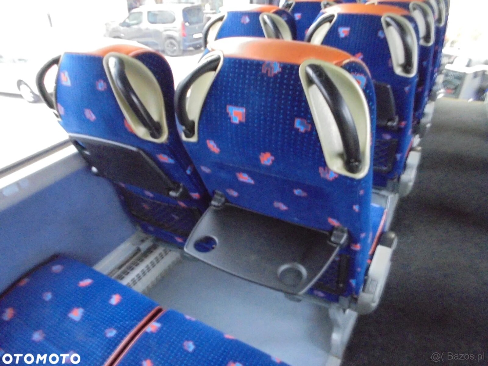 MAN R07 Lions Coach - 19