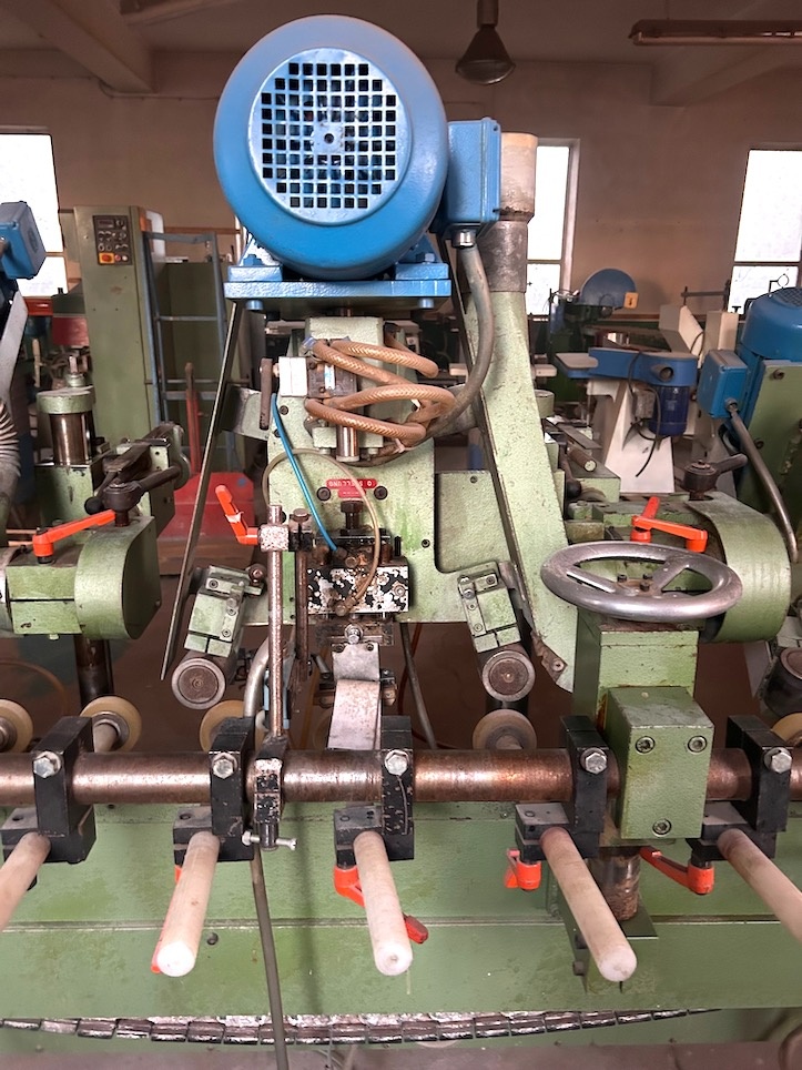 Szlifierka STEMAS do listew profilowych itp. z powrotem mate - 19