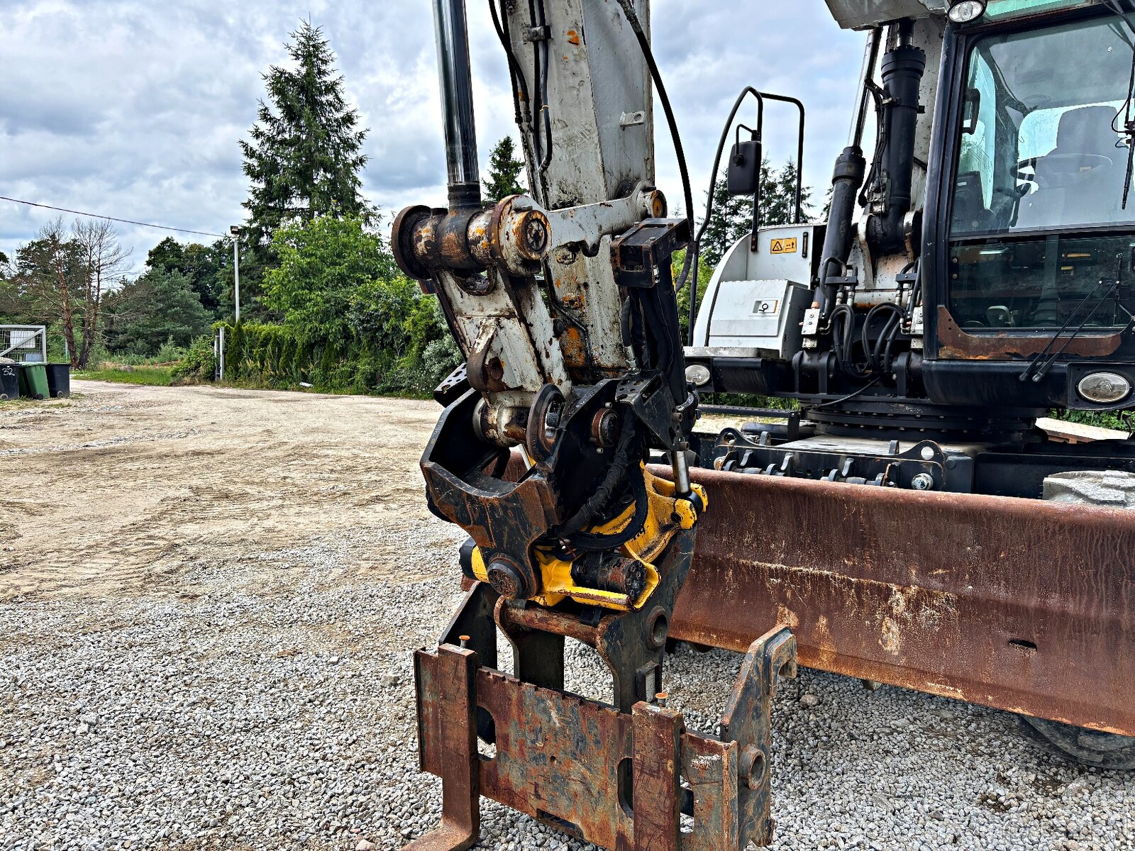 JCB JS 175 WTT4 KOPARKA KOŁOWA 2018R. Z ENGCONEM | KOMATSU V - 19