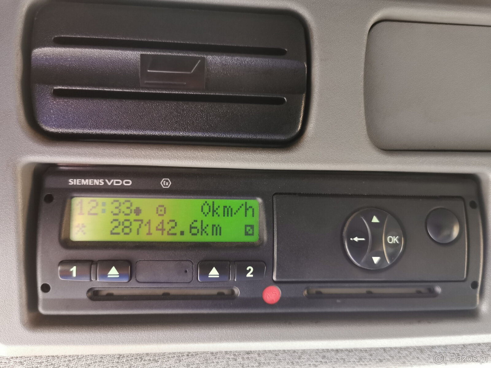 Sprzedam ciężarówkę MERCEDES-BENZ AXOR 2533 L 6X2 E4 - 19