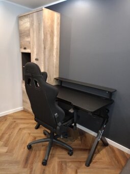 Sprzedam mieszkanie po generalnym remoncie - 19