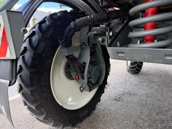 Opryskiwacz Samojezdny Hardi Evo 4100 ramiona 36 m z rękawem - 19