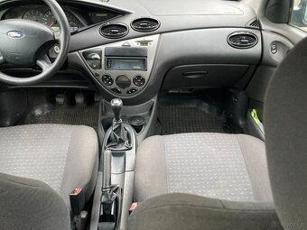 Focus 1.6 benzyna - 19