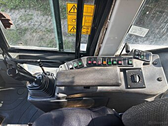 Liebherr L538 ŁADOWARKA KOŁOWA 2003R | VOLVO L90H, VOLVO L90 - 19