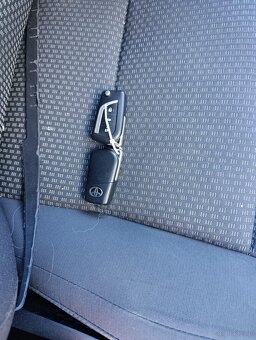 Toyota Corolla 1.6i 97kw, r.2019, klimatyzacja, 1. wlascicie - 19