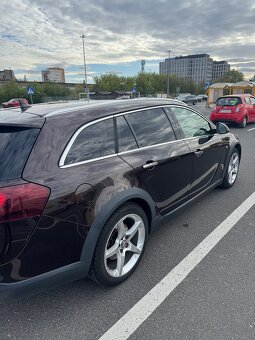 Opel Insignia 2.0 bi turbo 4x4 - 19