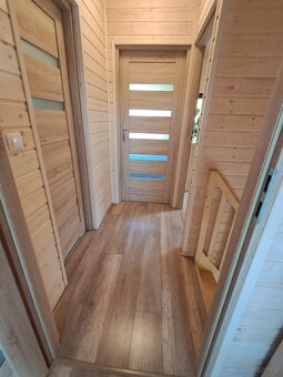 Dom piętrowy o powierzchni 84m2, działka 796m2, Józefina-gm. - 19