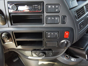 Sprzedam ciągnik siodłowy DAF XF 480 FT EURO 6 LD - 19