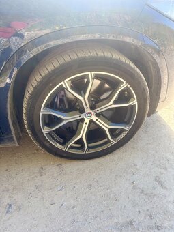 Sprzedam BMW X5 xDrive40d, rok produkcji 09/2023; ; - 19
