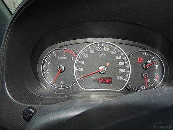 sprzedam samochod po obniżonej cenie - 19