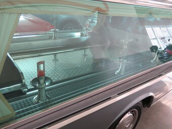 Mercedes-Benz W123 3.0D karawan,TOP stan - 19