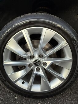 Škoda Karoq 1.5 TSi 110Kw - Webasto DO - Full Led - 2018 - 19