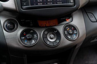 Toyota RAV4 - 19