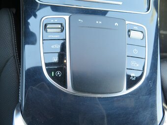 Mercedes-Benz GLC 300C AMG 4MATIC, USTERKA SILNIKA - 19