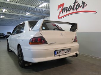 Mitsubishi Lancer Evolution VIII MR FQ 320 - 19