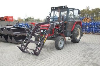 Ładowacz czołowy do Zetora z euroramką – udźwig 700 kg, 24 m