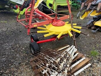 Zgrabiarka karuzelowa Pottinger Eurotop 421n. Cena 7800 zł.L