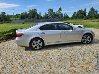 Sprzedam Lexus LS460L