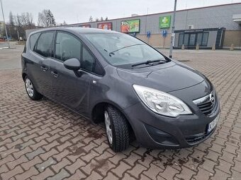 Opel Meriva B 2010